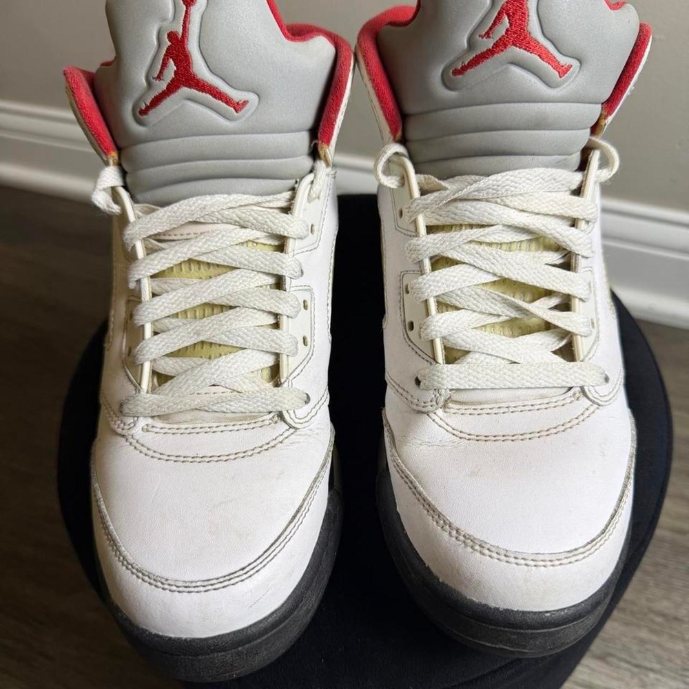 Jordan 5 Retro Fire red basketball shoes Youth size 6
